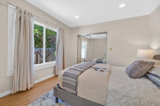 621 Macarthur Avenue, Redwood City, CA 94063