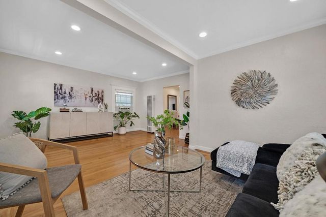 621 Macarthur Avenue, Redwood City, CA 94063