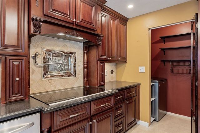 23 Pebble Pl 23, Malden, MA 02148