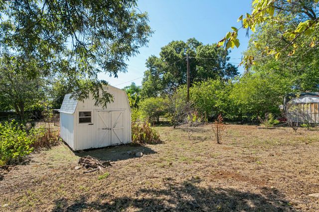 404 Limestone Drive, Euless, TX 76039