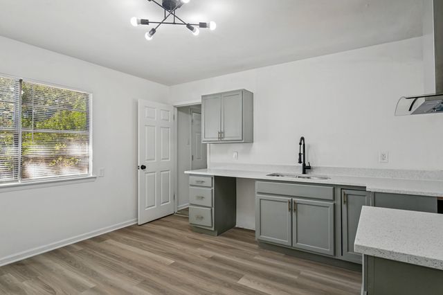 404 Limestone Drive, Euless, TX 76039