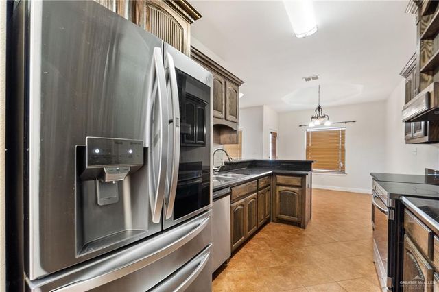 904 W E Street, Mission, TX 78572