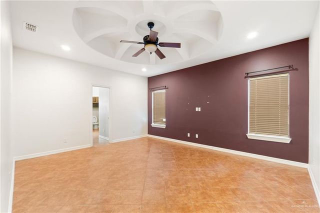 904 W E Street, Mission, TX 78572