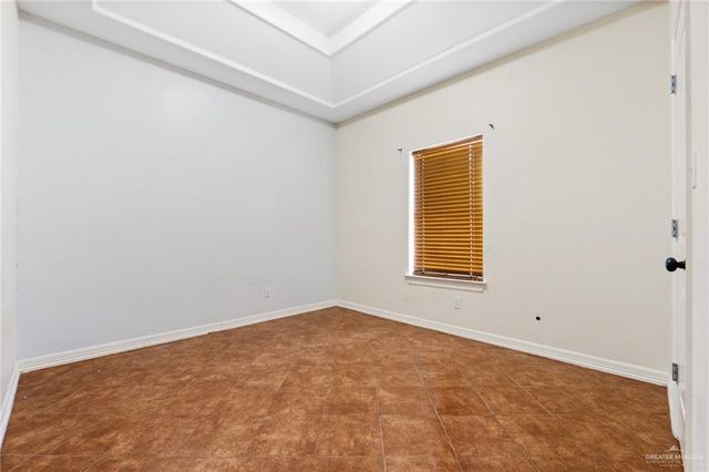 904 W E Street, Mission, TX 78572