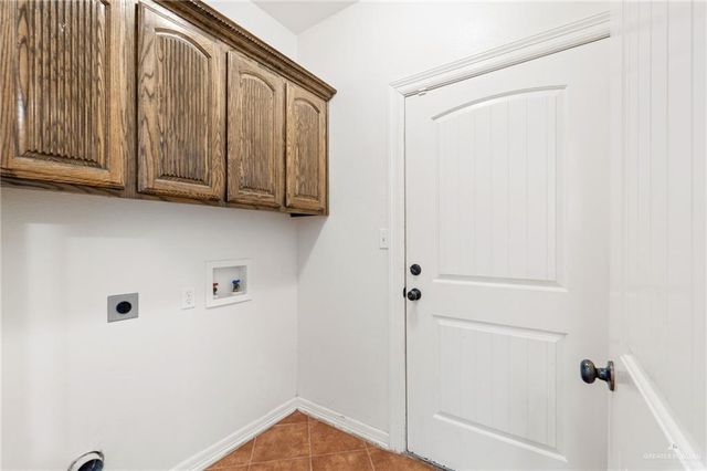 904 W E Street, Mission, TX 78572