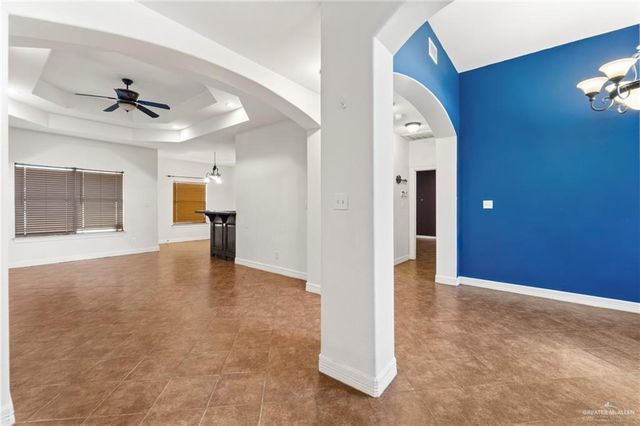 904 W E Street, Mission, TX 78572