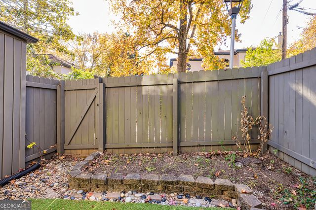 3501 Roswell Road NE APT 501, Atlanta, GA 30305