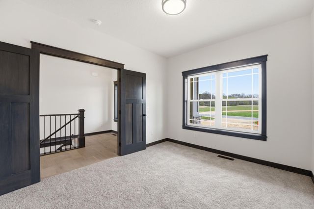909 Acorn Court, Hudson, WI 54016
