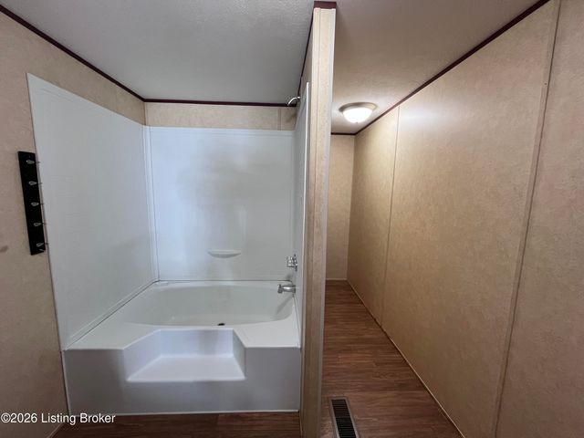 115 Gaylene Ave, Radcliff, KY 40160