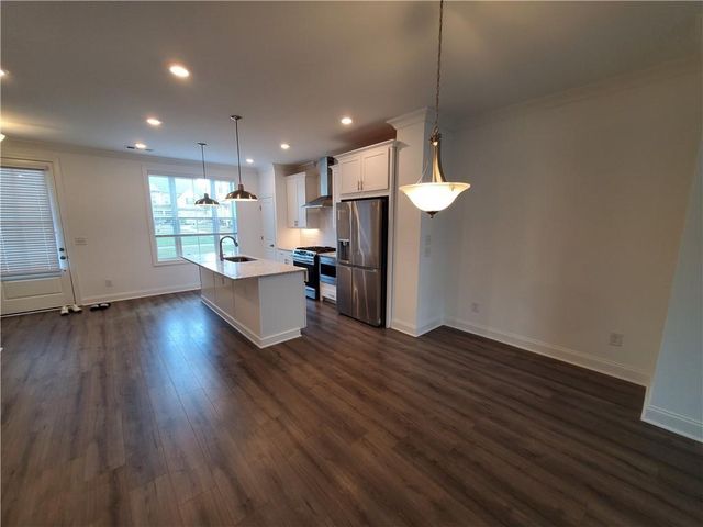 3220 Bennett Creek Lane, Suwanee, GA 30024