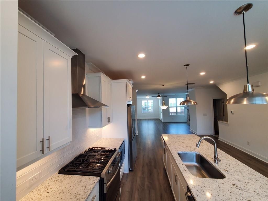 3220 Bennett Creek Lane, Suwanee, GA 30024