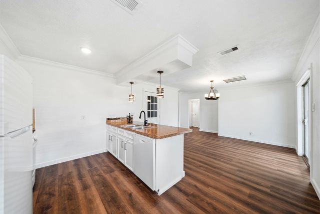 16918 Folsom Drive, Houston, TX 77049