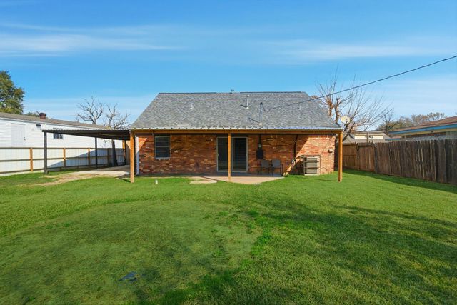 16918 Folsom Drive, Houston, TX 77049