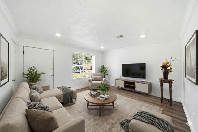 16918 Folsom Drive, Houston, TX 77049