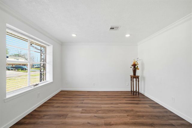 16918 Folsom Drive, Houston, TX 77049