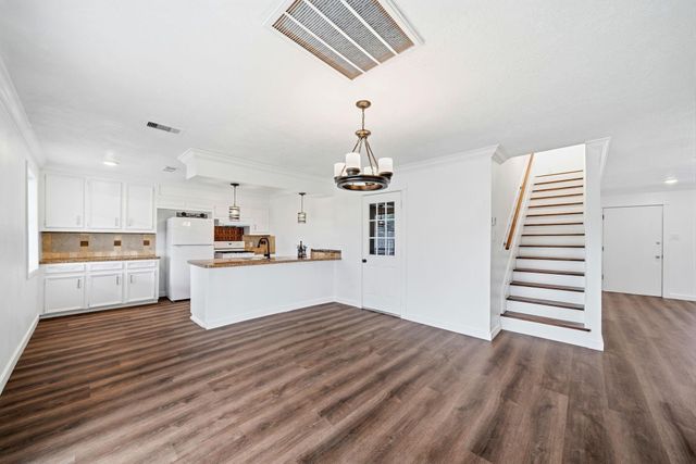 16918 Folsom Drive, Houston, TX 77049