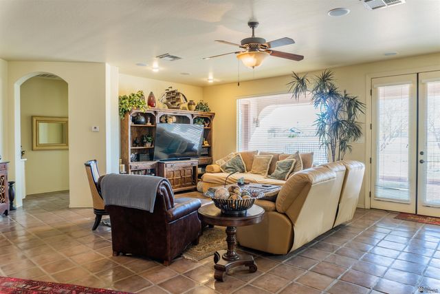 27259 Sage Ave, Wellton, AZ 85356