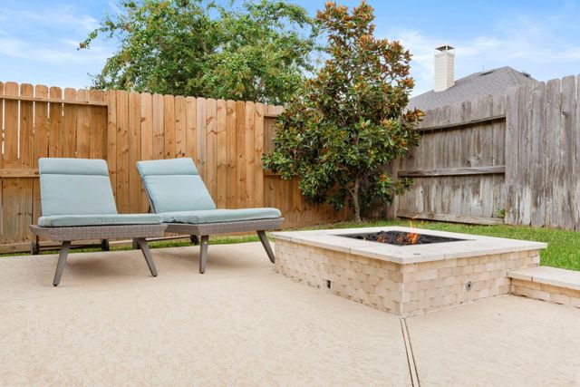 28814 Davenport Drive, Katy, TX 77494