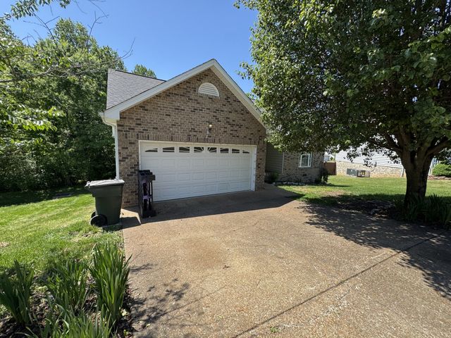 1808 Timber Grv, Nashville, TN 37214