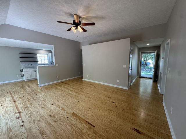 1808 Timber Grv, Nashville, TN 37214