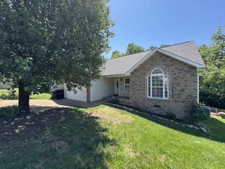 1808 Timber Grv, Nashville, TN 37214
