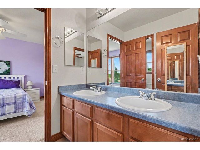 2304 N Yosemite St, Denver, CO 80238