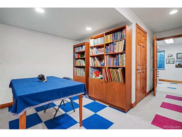 2304 N Yosemite St, Denver, CO 80238