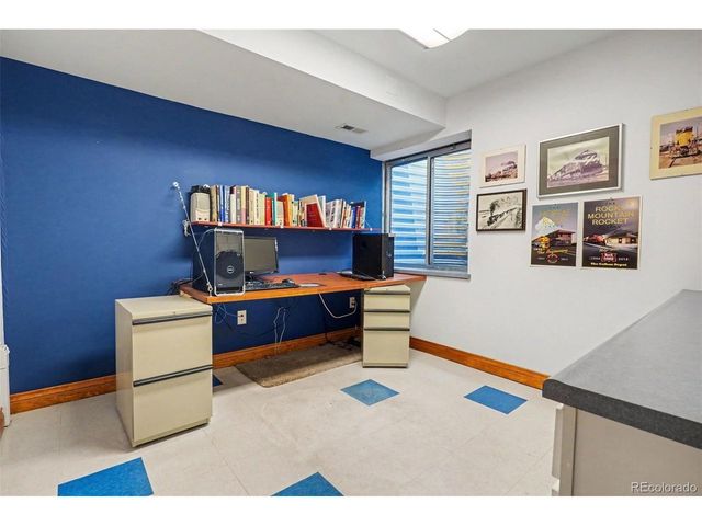 2304 N Yosemite St, Denver, CO 80238