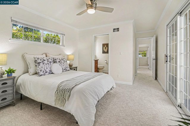 340 Greenway Dr, Martinez, CA 94553