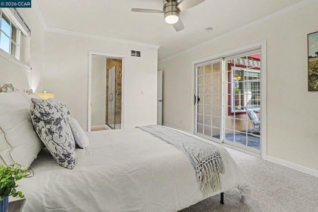 340 Greenway Dr, Martinez, CA 94553