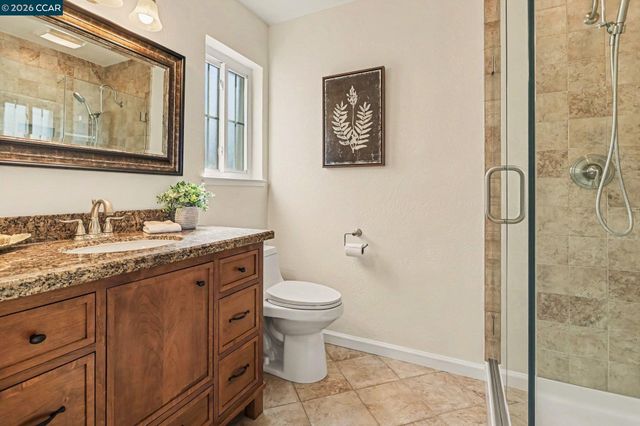 340 Greenway Dr, Martinez, CA 94553