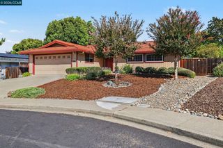 340 Greenway Dr, Martinez, CA 94553