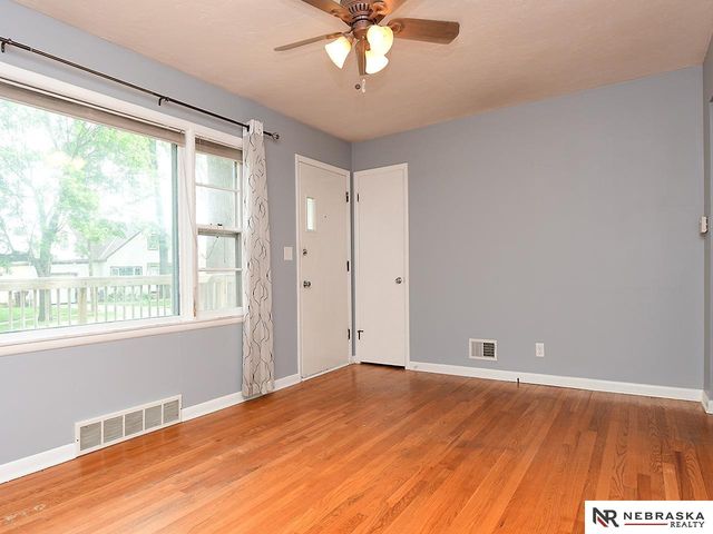 5341 N Street, Lincoln, NE 68510