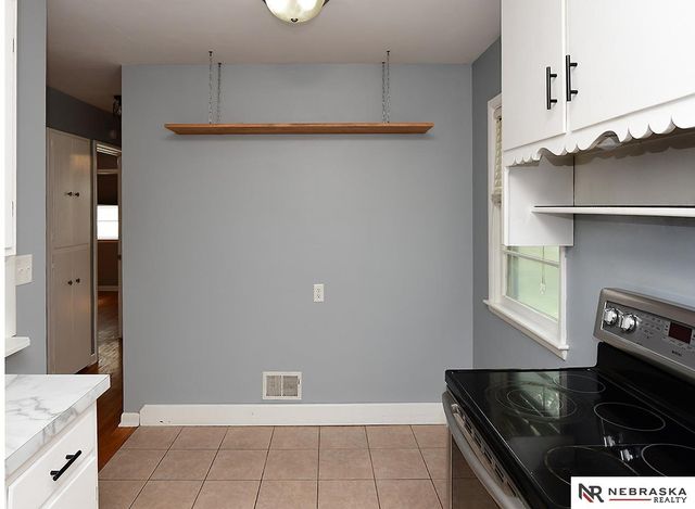 5341 N Street, Lincoln, NE 68510