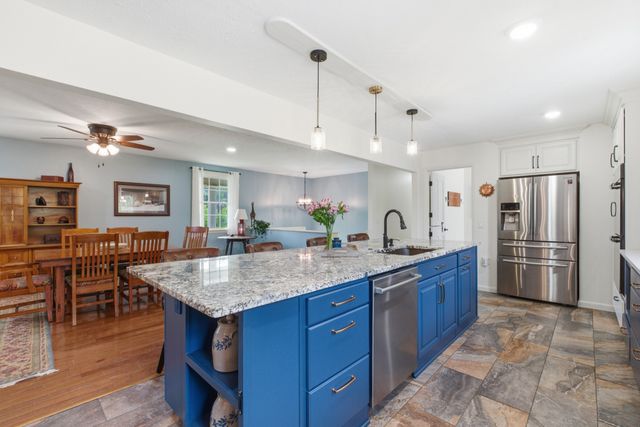 293 E Piney Rd, Dickson, TN 37055