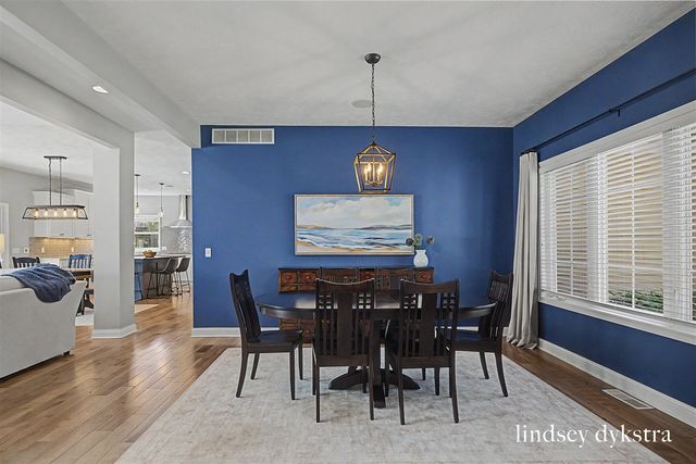 4320 Trail E Drive, Ada, MI 49301