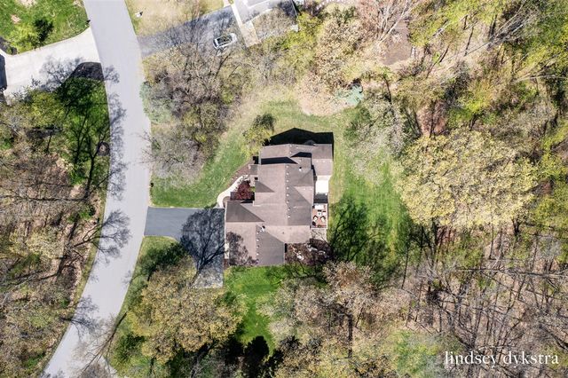 4320 Trail E Drive, Ada, MI 49301