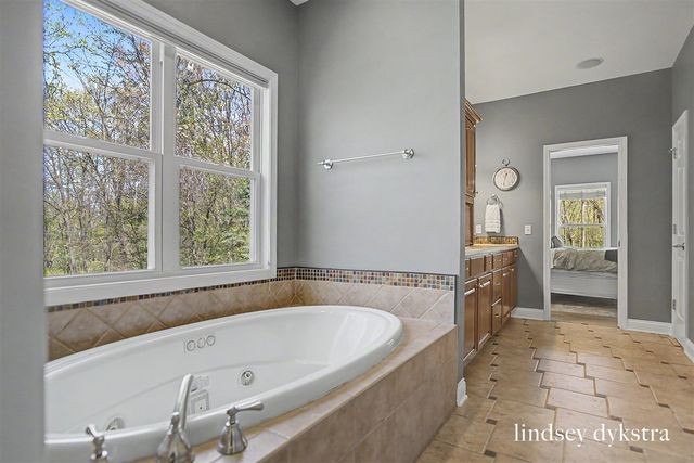 4320 Trail E Drive, Ada, MI 49301