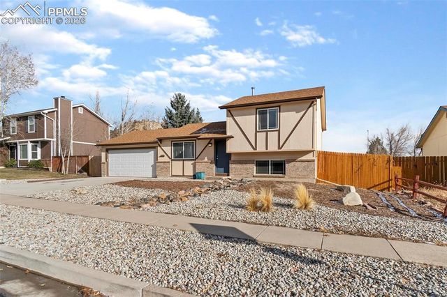 2005 Palm Drive, Colorado Springs, CO 80918