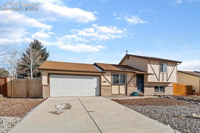 2005 Palm Drive, Colorado Springs, CO 80918