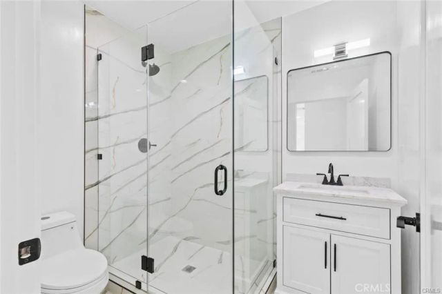 6842 Cedros Avenue, Van Nuys, CA 91405