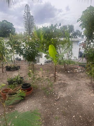 1980 Service Rd, Opa Locka, FL 33054