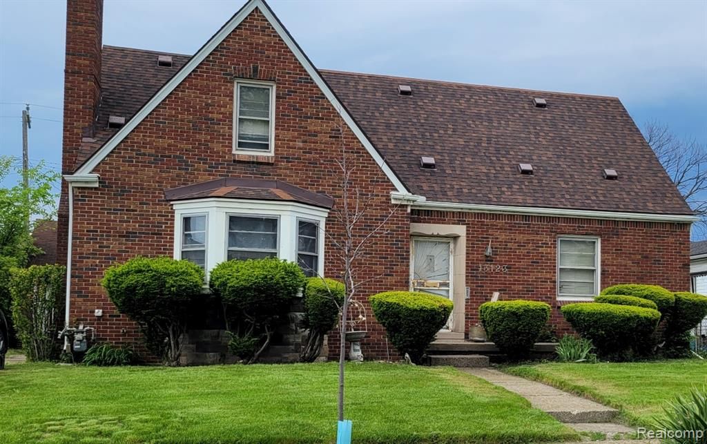 13123 Indiana Street, Detroit, MI 48238