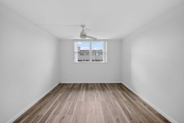 3550 NE 169th Street 309, North Miami Beach, FL 33160