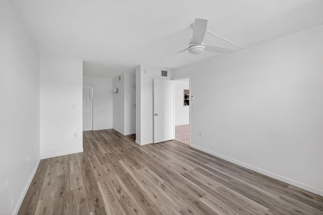 3550 NE 169th Street 309, North Miami Beach, FL 33160