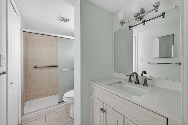 3550 NE 169th Street 309, North Miami Beach, FL 33160