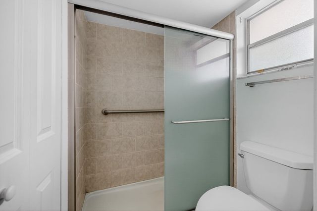 3550 NE 169th Street 309, North Miami Beach, FL 33160