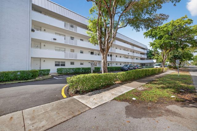 3550 NE 169th Street 309, North Miami Beach, FL 33160