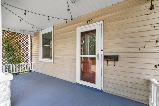 1179 26th Street A, Moline, IL 61265