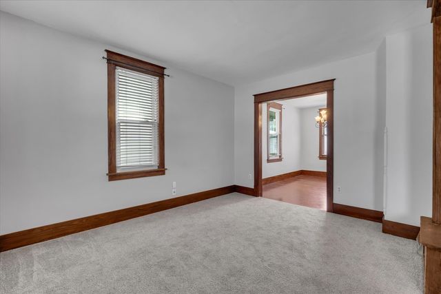 1179 26th Street A, Moline, IL 61265
